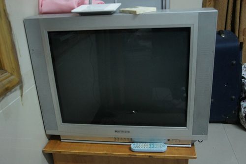 长虹彩电