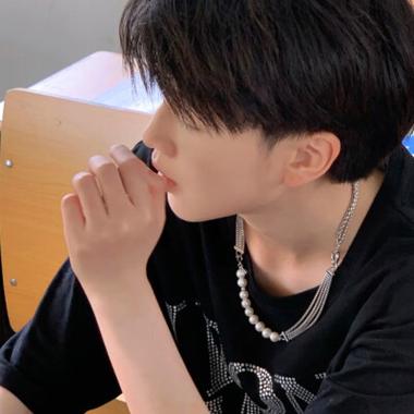 独一无二的头像男图标