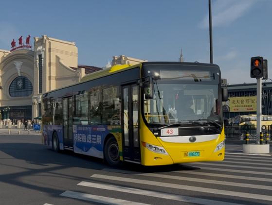 哈尔滨43路公交车