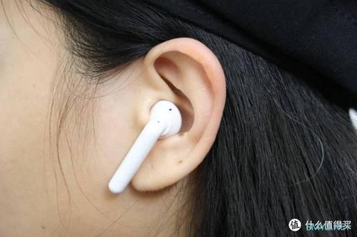 耳机l和r哪个是左右