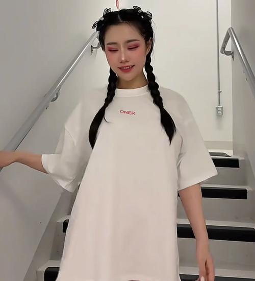 张姨和小伟的最新章节更新内容