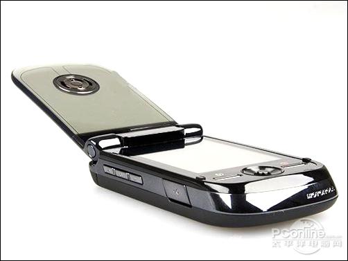 摩托罗拉最早翻盖手机缩略图