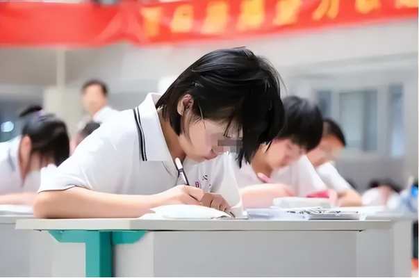 女儿高考