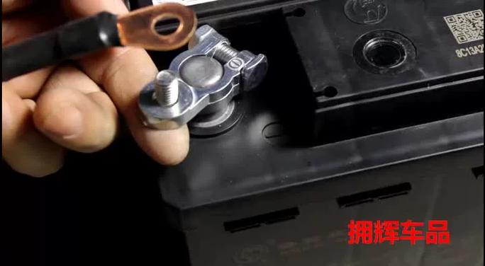 电瓶水发黑怎么处理
