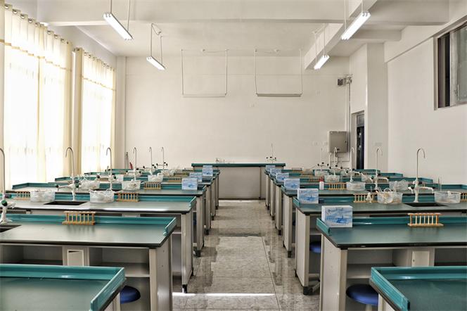 化学实验室截图