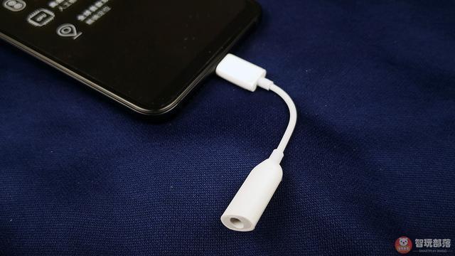 小米8插耳机后外放