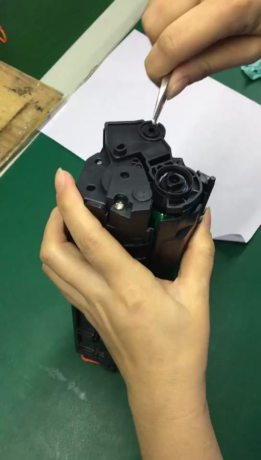 打印机更换硒鼓后仍显示更换硒鼓