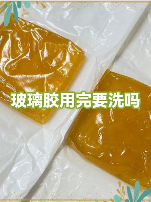衣服有玻璃胶怎么洗缩略图