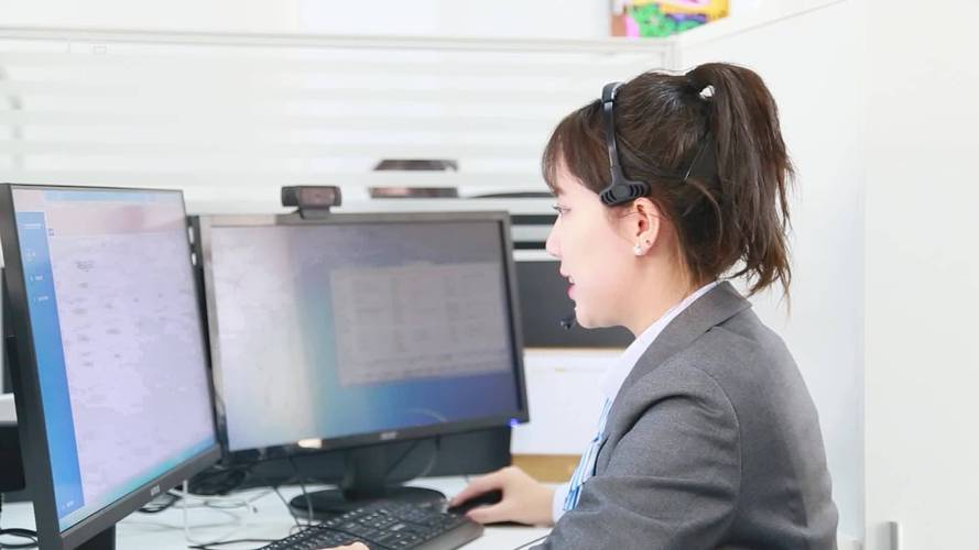 易宝支付24小时人工电话