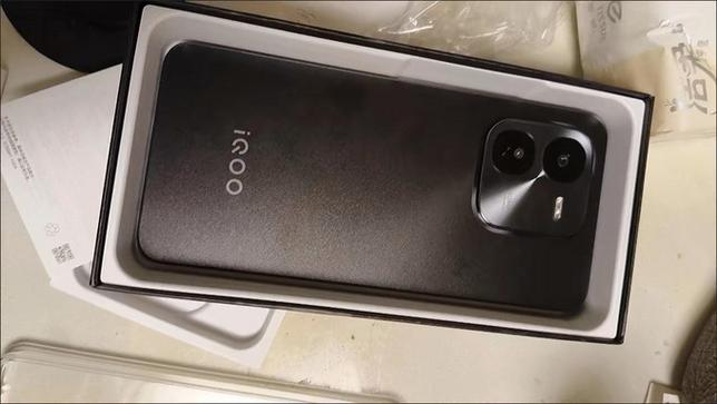 vivoiqoo用久了会不会很卡