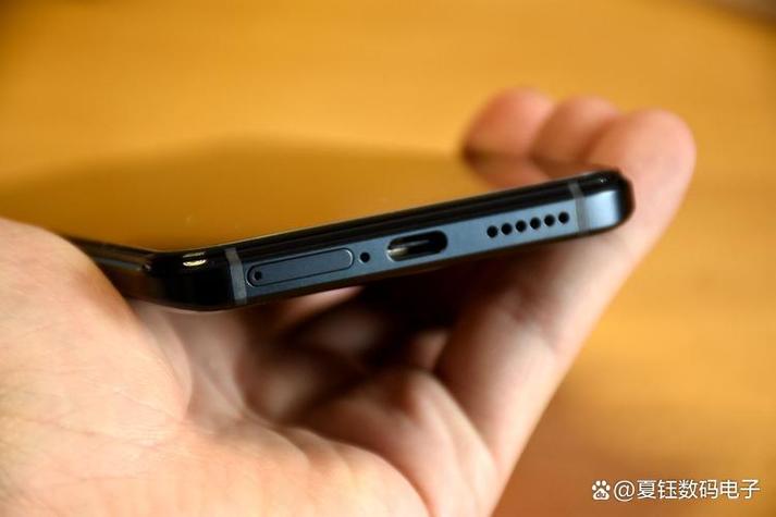 iqoo15卡槽位置图