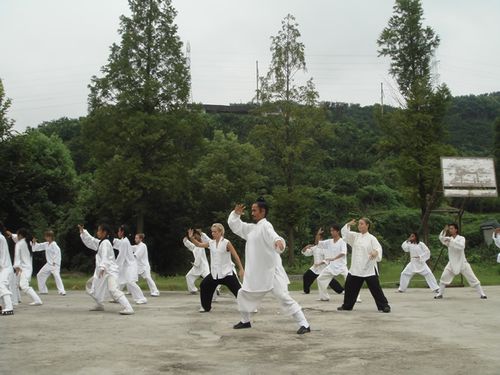 冬天练太极拳有啥好处