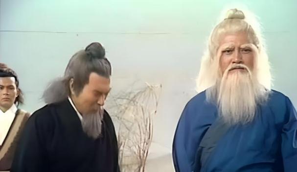 虚竹和洪七公的关系