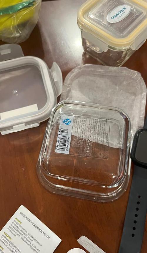 乐扣盒吸住了怎么打开