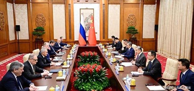 普京欢迎特朗普访华新截图
