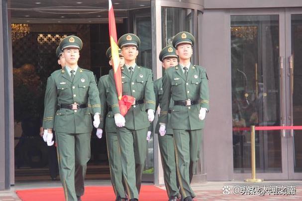 看升国旗住哪个酒店最方便