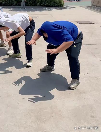游戏100个搞笑惩罚小游戏缩略图
