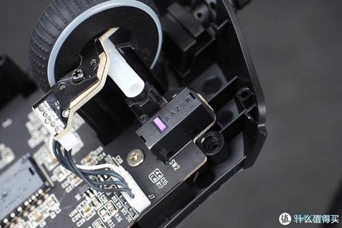 炼狱蝰蛇V2鼠标拆解评测缩略图