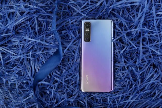 vivoS7E那种屏幕颜色最好?