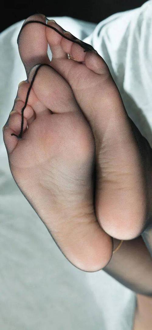 女性脚丫子图片