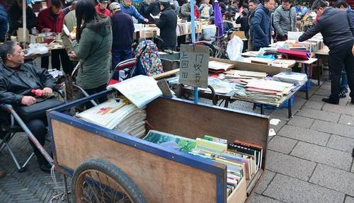 回收旧书本上门附近电话