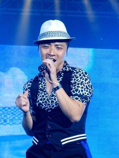 黄鹤翔歌曲胜利图标