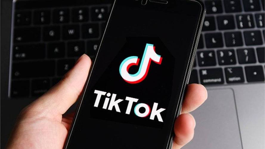 tiktok自动翻译字幕游戏截图