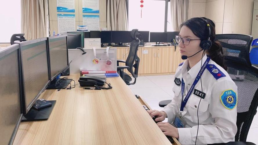 电话打进来接听就断线游戏截图