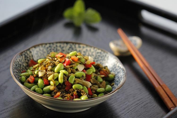 吃臭豆流鼻血