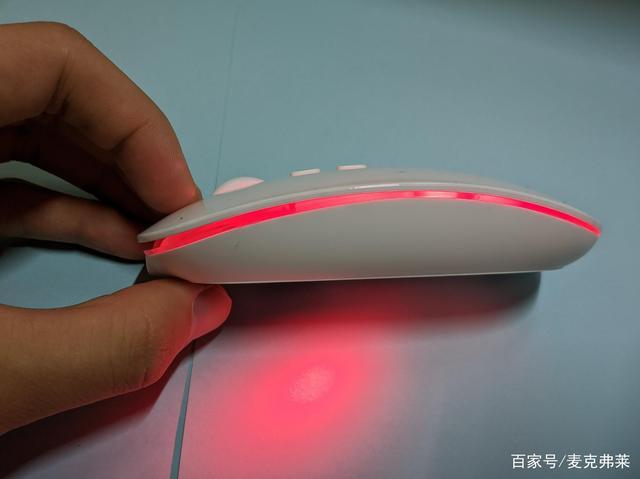 鼠标底部红光对人体有害吗