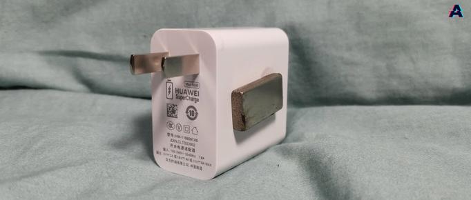 华为66w充电器真伪查询
