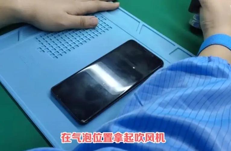 怎样换手机膜视频教程