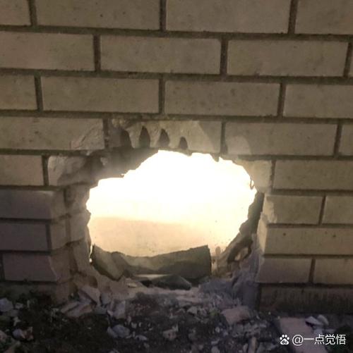 抠挖后面
