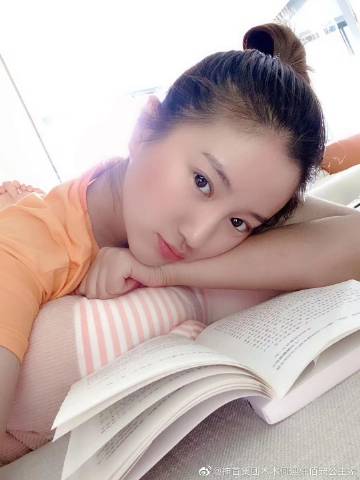 木木呆呆个人资料