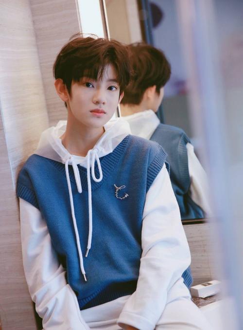 yhboys一共几人