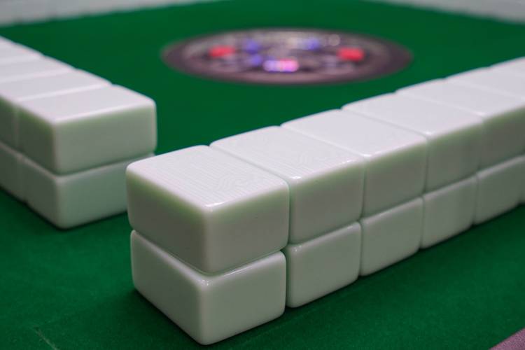 觉醒棋牌