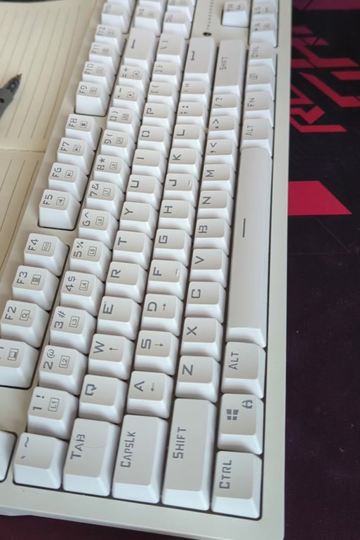 键盘不会弹上来