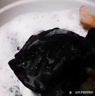 黑色衣服褪色了怎么恢复原色游戏截图