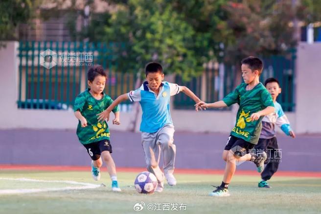 兼职陪玩的大学生截图