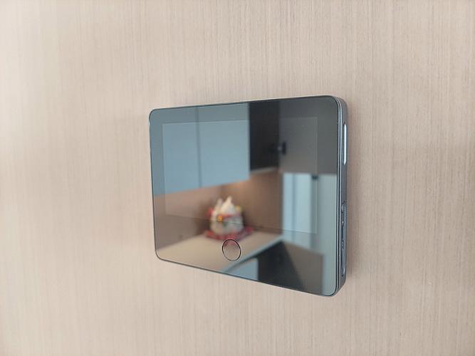 智能猫眼怎么显示黑白的
