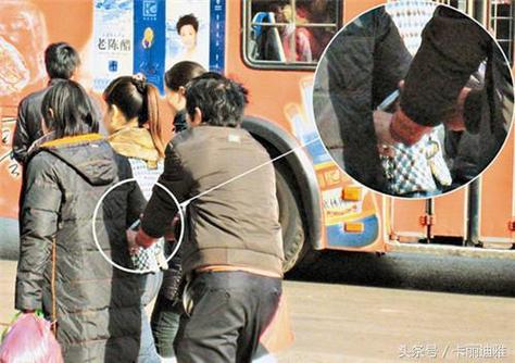类似偷个警察带回家的小说
