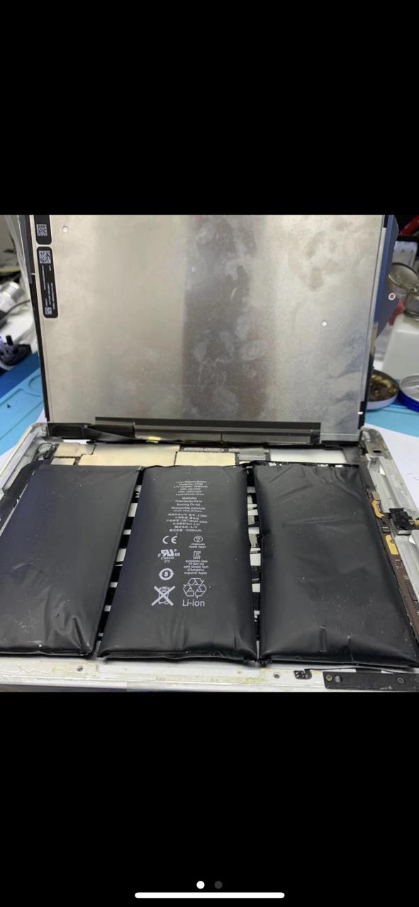 ipad电池鼓包了还能用吗