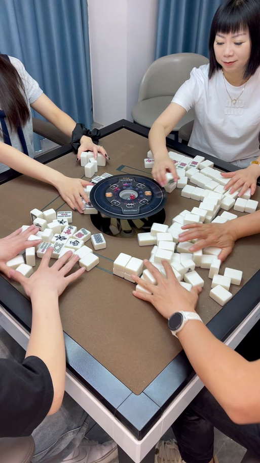 无人自助棋牌室