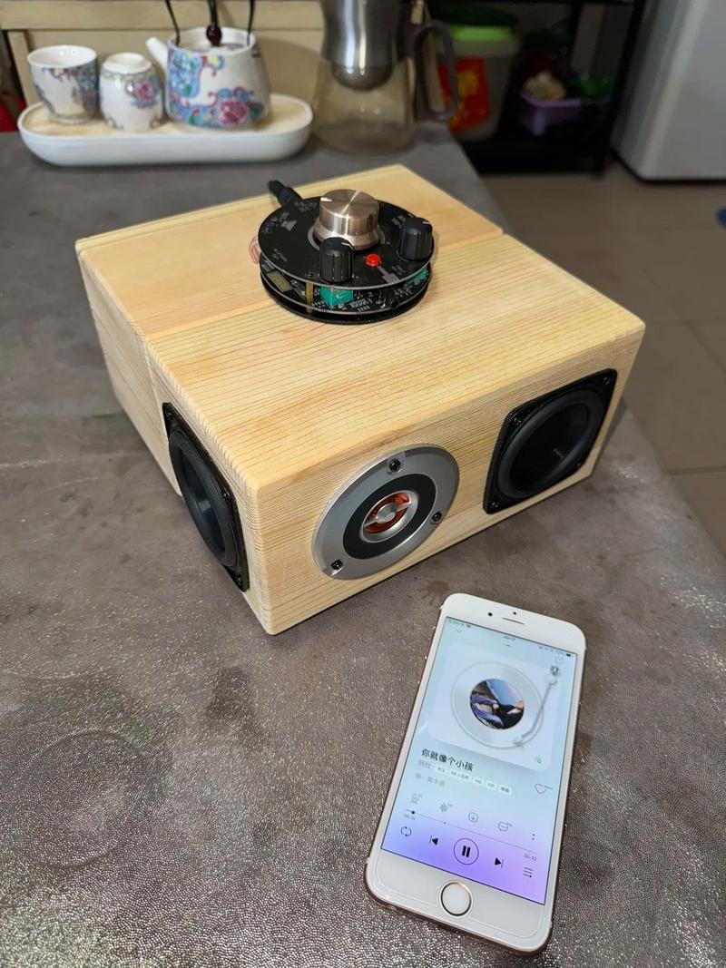 用旧手机制作蓝牙音响