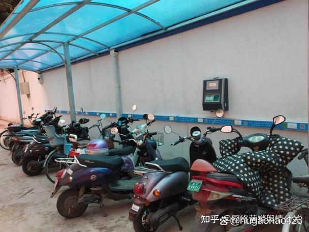 电动车冲满了会自己停吗