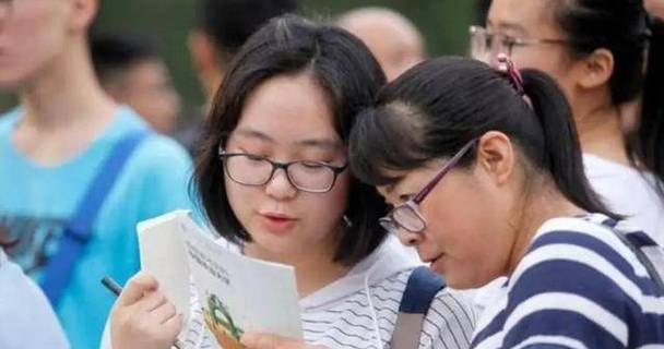 梦见女儿高考成绩很差