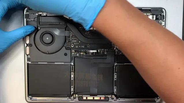 macbookpro免费更换屏幕