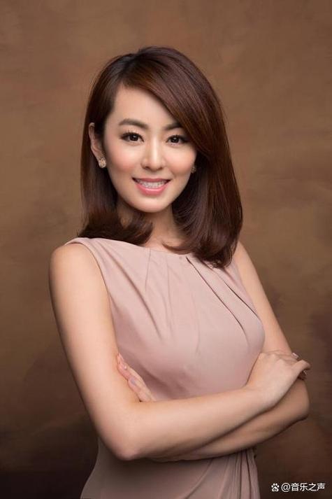 财经主持人美女