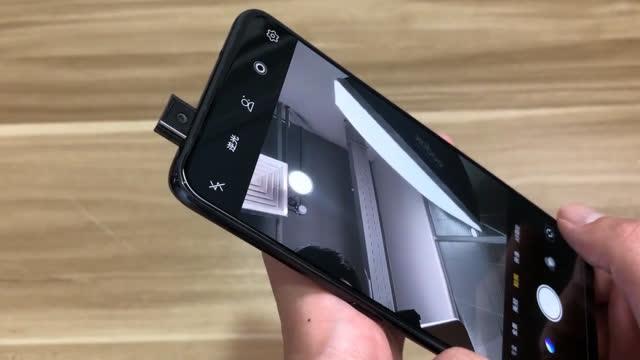 vivo摄像头可以伸缩的是哪一款