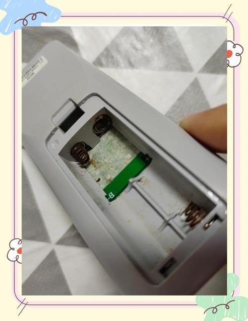 遥控器电池仓腐蚀怎么解决